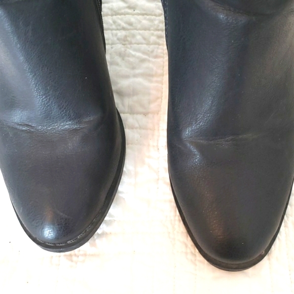 Apt 9 Fulton Black Heeled Ankle Boots size 6 1/2 - Picture 7 of 13